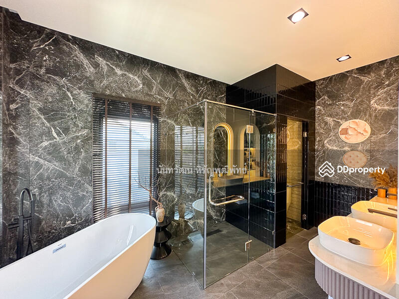 For Sale - Brand New Luxury European-Style 3 Bed Pool Villa in Doi Saket for Sale, Chiang Mai