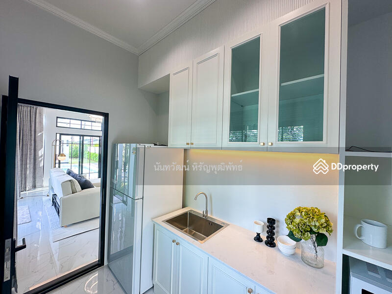 For Sale - Brand New Luxury European-Style 3 Bed Pool Villa in Doi Saket for Sale, Chiang Mai