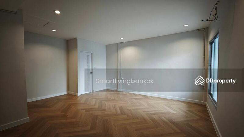 For Sale - Sangsit Niwet, Bangkok