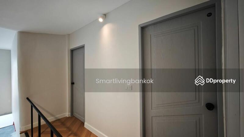 For Sale - Sangsit Niwet, Bangkok