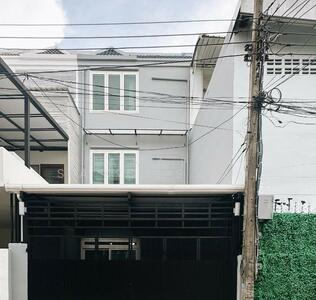 ขาย - Lat Phrao, กรุงเทพ