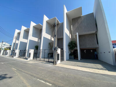 ขาย - Lom Hai Jai Tranquil : ลมหายใจ ทรานควิล, สมุทรปราการ