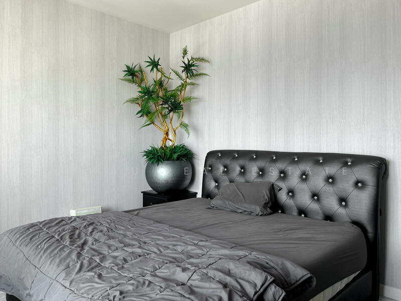 The Emporio Place, Bangkok, 93 Soi Sukhumvit 24, Sukhumvit Road, Khong Tan, Khlong Toei, Bangkok, 2 Bedrooms, 105 sqm, Condo For Sale, by Shinyu Real Estate, 11917039 - DDproperty.com