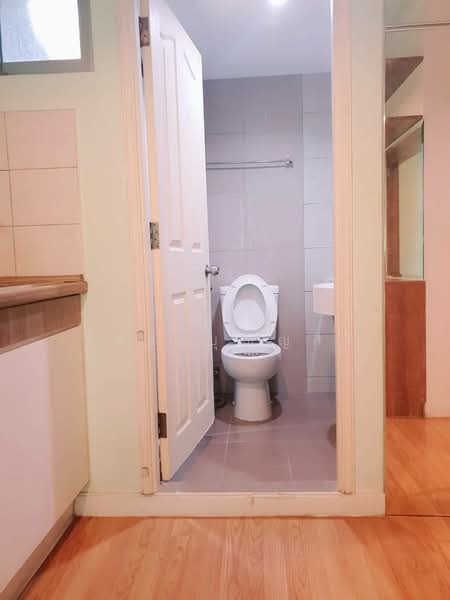 Lumpini Ville Latphrao-Chokchai 4, Bangkok, Soi Ladprao 51, Ladprao Road, Saphan Song, Wang Thonglang, Bangkok, 1 Bedroom, 29 sqm, Condo For Rent, by Nharith Nharith, 1383428 - DDproperty.com