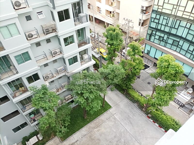 วิวจากระเบียง - View from the balcony