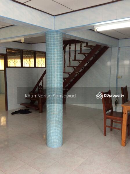 บ้านเดี่ยวพักอาศัย 2 ชั้น เลขที่ 100/6 อยู่ใจกลางเมือง ซ.คีรีรัถยา1 ตรงข้ามโรงเรียนเบญจมเทพอุทิศ, เพชรบุรี, ธงชัย, เมืองเพชรบุรี, เพชรบุรี, 108 ตร.ม., บ้านเดี่ยว ให้เช่า, โดย Khun Narisa Sansawad, 1991888 - DDproperty.com