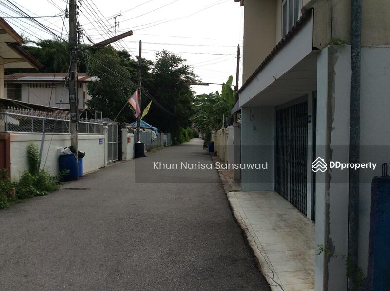 บ้านเดี่ยวพักอาศัย 2 ชั้น เลขที่ 100/6 อยู่ใจกลางเมือง ซ.คีรีรัถยา1 ตรงข้ามโรงเรียนเบญจมเทพอุทิศ, เพชรบุรี, ธงชัย, เมืองเพชรบุรี, เพชรบุรี, 108 ตร.ม., บ้านเดี่ยว ให้เช่า, โดย Khun Narisa Sansawad, 1991888 - DDproperty.com