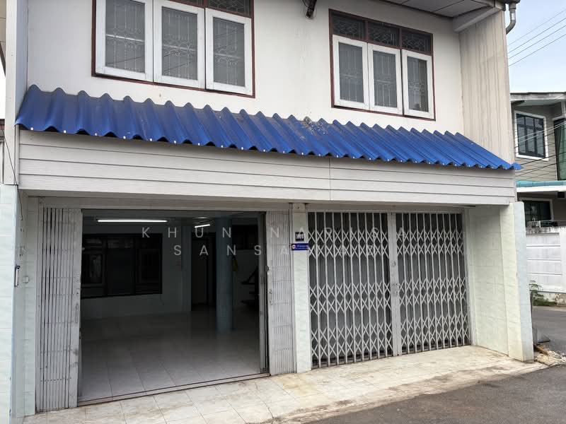 บ้านเดี่ยวพักอาศัย 2 ชั้น เลขที่ 100/6 อยู่ใจกลางเมือง ซ.คีรีรัถยา1 ตรงข้ามโรงเรียนเบญจมเทพอุทิศ, เพชรบุรี, ธงชัย, เมืองเพชรบุรี, เพชรบุรี, 108 ตร.ม., บ้านเดี่ยว ให้เช่า, โดย Khun Narisa Sansawad, 1991888 - DDproperty.com