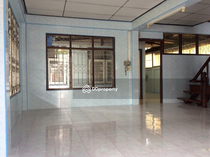 บ้านเดี่ยวพักอาศัย 2 ชั้น เลขที่ 100/6 อยู่ใจกลางเมือง ซ.คีรีรัถยา1 ตรงข้ามโรงเรียนเบญจมเทพอุทิศ, เพชรบุรี, ธงชัย, เมืองเพชรบุรี, เพชรบุรี, 108 ตร.ม., บ้านเดี่ยว ให้เช่า, โดย Khun Narisa Sansawad, 1991888 - DDproperty.com