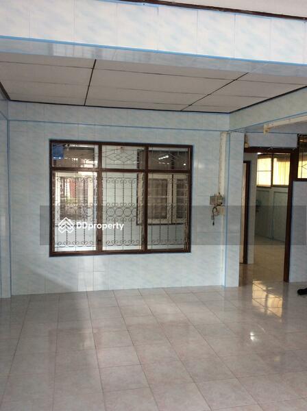 บ้านเดี่ยวพักอาศัย 2 ชั้น เลขที่ 100/6 อยู่ใจกลางเมือง ซ.คีรีรัถยา1 ตรงข้ามโรงเรียนเบญจมเทพอุทิศ, เพชรบุรี, ธงชัย, เมืองเพชรบุรี, เพชรบุรี, 108 ตร.ม., บ้านเดี่ยว ให้เช่า, โดย Khun Narisa Sansawad, 1991888 - DDproperty.com