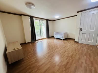 ขาย - Plus 67 : พลัส 67, กรุงเทพ