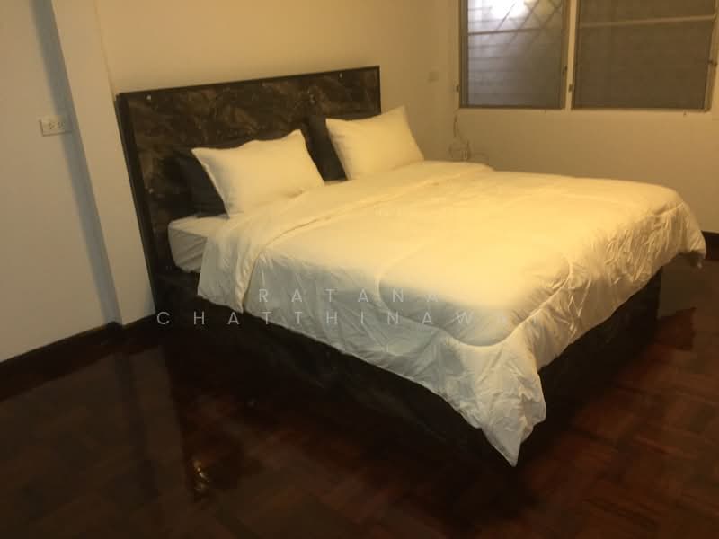 Detatch house near BTS ploenchit for rent 40,000_month, Bangkok, Sukhumvit, Thung Maha Mek, Sathon, Bangkok, 1 Bedroom, 100 sqm, Single Detached House For Rent, by Ratana Chatthinawat, 2119916 - DDproperty.com