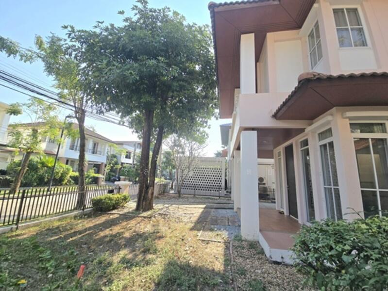 ให้เช่า - detached house, Bangkok Villa Village, for rent 40,000 -/month, area 63 sq m., Praditmanutham Road,, กรุงเทพ