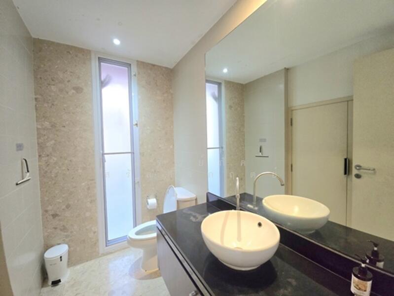 ให้เช่า - detached house, Bangkok Villa Village, for rent 40,000 -/month, area 63 sq m., Praditmanutham Road,, กรุงเทพ