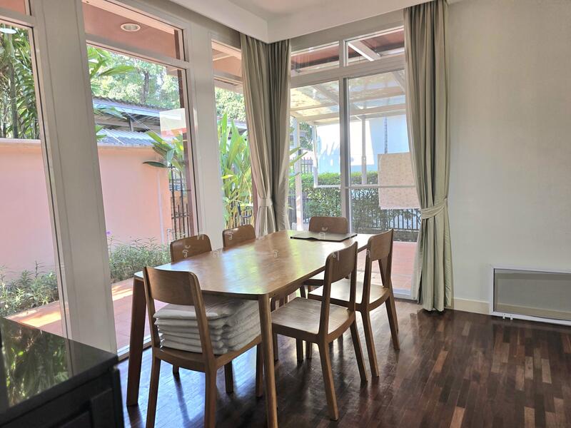 For Rent - detached house, Bangkok Villa Village, for rent 40,000 -/month, area 63 sq m., Praditmanutham Road,, Bangkok