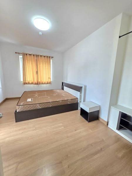 Supalai Park Asoke-Ratchada, Bangkok, Dindaeng Road, Din Daeng, Bangkok, 2 Bedrooms, 75 sqm, Condo For Rent, by Ulaiwan Boonsiri, 2490326 - DDproperty.com
