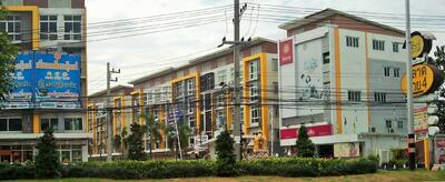 ขาย - ตึก แถว สาย 4 สแควร์ สายสี่ ตึกพาณิชย์ โฮมทาวน์ ทาวน์เฮ้าส์ ริมถนน พุทธมณฑล สาย4 ตึก อาคารพาณิชย์, นครปฐม