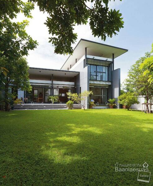 Urgent sale!! House with Land in Nak Niwat Soi 48, Ladprao, 4 bedrooms, Bangkok, Lat Phrao, Bangkok, 4 Bedrooms, 360 sqm, Single Detached House For Sale, by Pornthip Flavell, 2766566 - DDproperty.com