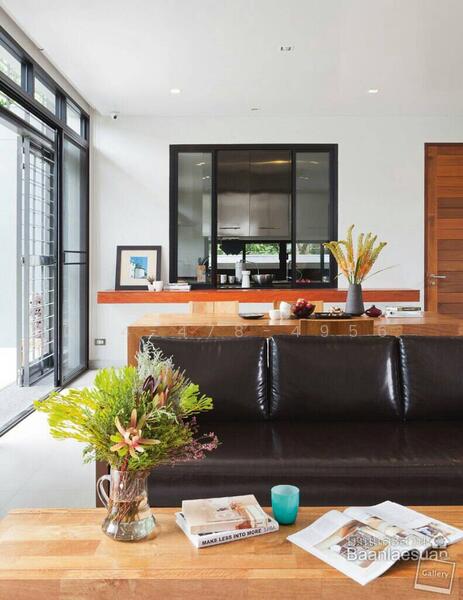 Urgent sale!! House with Land in Nak Niwat Soi 48, Ladprao, 4 bedrooms, Bangkok, Lat Phrao, Bangkok, 4 Bedrooms, 360 sqm, Single Detached House For Sale, by Pornthip Flavell, 2766566 - DDproperty.com