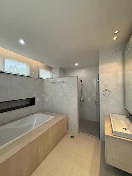 Willow 49, Bangkok, 234 Soi Sukhumvit 49/14, Khlong Tan Nua, Watthana, Bangkok, 3 Bedrooms, 360 sqm, Single Detached House For Rent, by Suchanya Piboonwiput, 2912246 - DDproperty.com