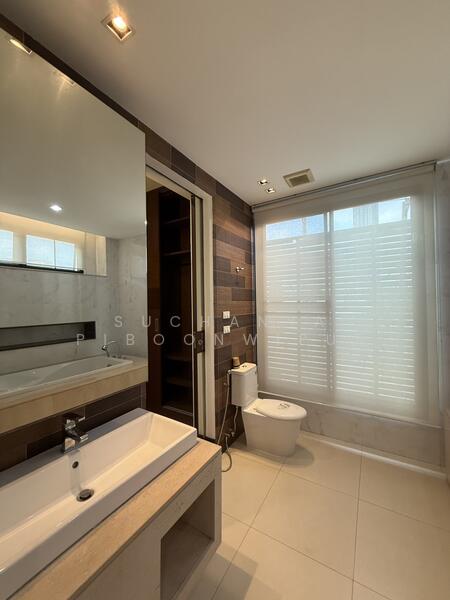 Willow 49, Bangkok, 234 Soi Sukhumvit 49/14, Khlong Tan Nua, Watthana, Bangkok, 3 Bedrooms, 360 sqm, Single Detached House For Rent, by Suchanya Piboonwiput, 2912246 - DDproperty.com