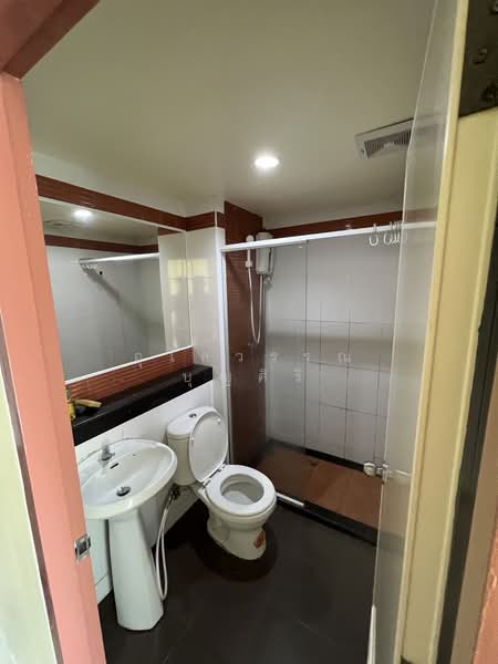 Regent Home 7/1, Bangkok, Soi Sanphawut 2, Bang Na Road, Bang Na, Bangkok, Studio, 31 sqm, Condo For Sale, by Ulaiwan Boonsiri, 3052475 - DDproperty.com