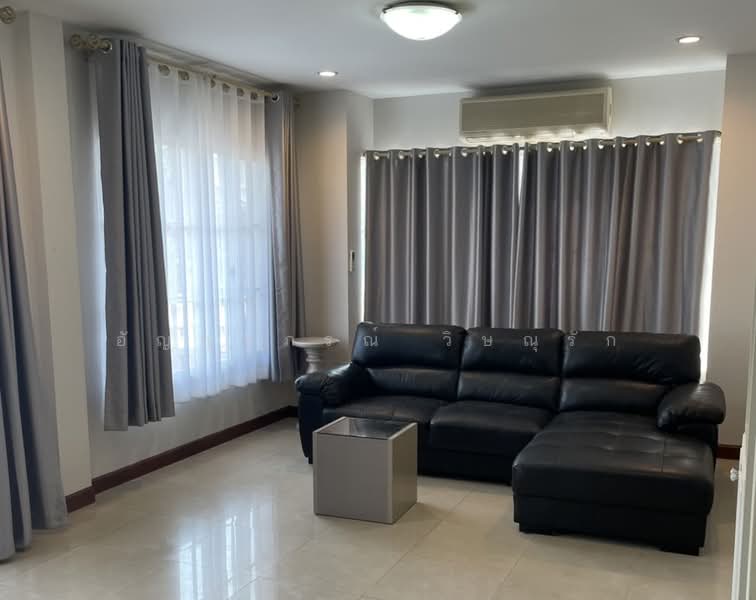 Ladawan Sukumvit village, Bangkok, 100 เฉลิมพระเกียรติ ร.9, Nong Bon, Prawet, Bangkok, 4 Bedrooms, 300 sqm, Single Detached House For Rent, by อัญญาภรณ์ วิษณุรัก, 3096125 - DDproperty.com