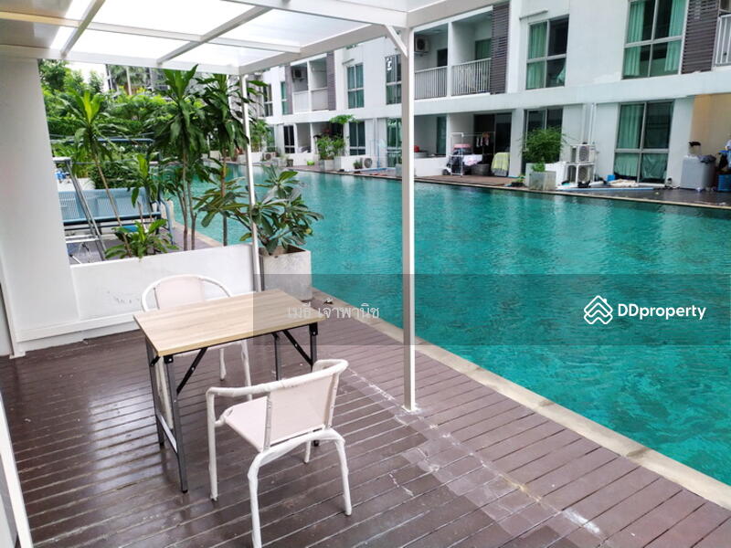 ระเบียงติดสระว่ายน้ำ - Pool Access Balcony