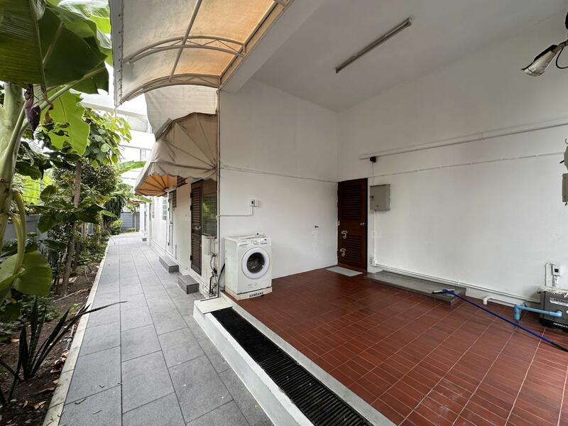 House for rent , Preedee14 ,สุขุมวิท71 , Living , Office , Cafe/Restaurant Rent 150,000 ฿/m., Bangkok, สุขุมวิท71, Phra Kanong Nua, Watthana, Bangkok, 4 Bedrooms, 650 sqm, Single Detached House For Rent, by คัทยวรรณ หิรัญจิโรจน์, 3189599 - DDproperty.com