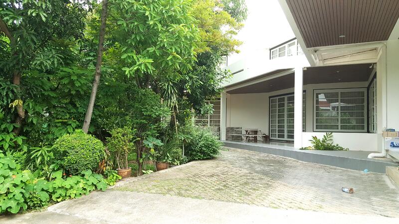 House for rent , Preedee14 ,สุขุมวิท71 , Living , Office , Cafe/Restaurant Rent 150,000 ฿/m., Bangkok, สุขุมวิท71, Phra Kanong Nua, Watthana, Bangkok, 4 Bedrooms, 650 sqm, Single Detached House For Rent, by คัทยวรรณ หิรัญจิโรจน์, 3189599 - DDproperty.com