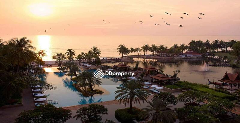 Dusit Thani sunset dining