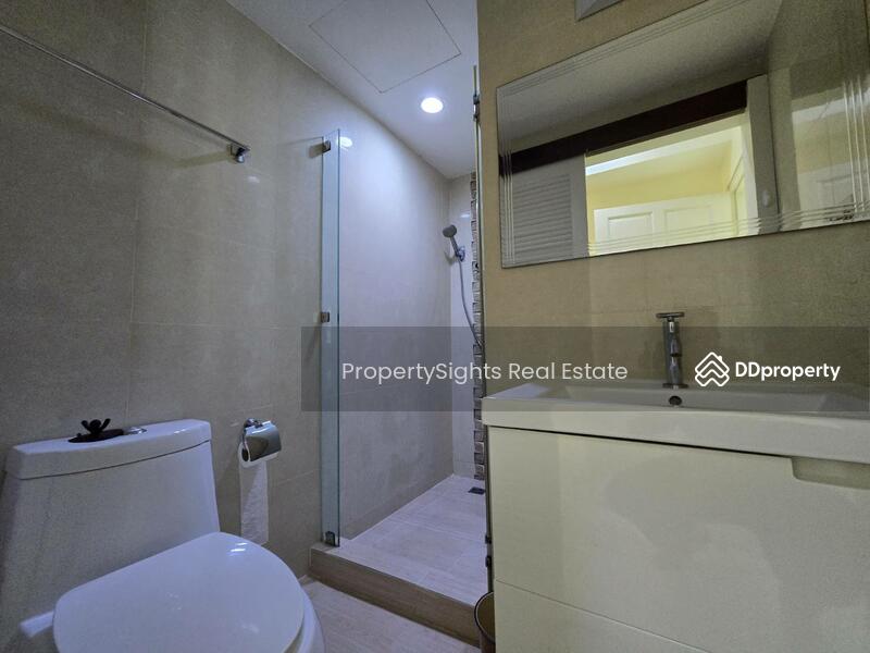 Royal Castle Sukhumvit, Bangkok, 30 Soi Sukhumvit 39, Khlongtoei Nua, Watthana, Bangkok, 3 Bedrooms, 187 sqm, Condo For Rent, by PROPERTYSIGHTS REAL ESTATE, 3696446 - DDproperty.com