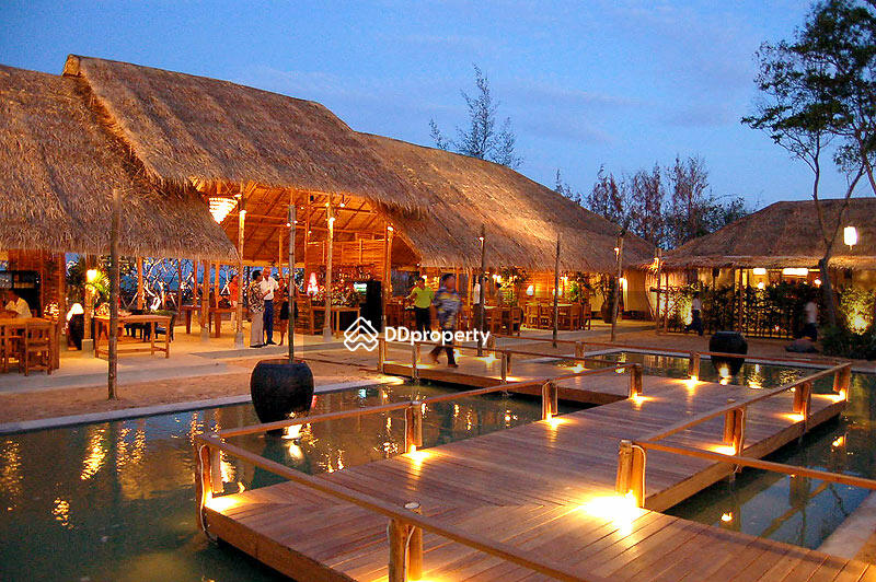 Chomtalay Beach restaurant