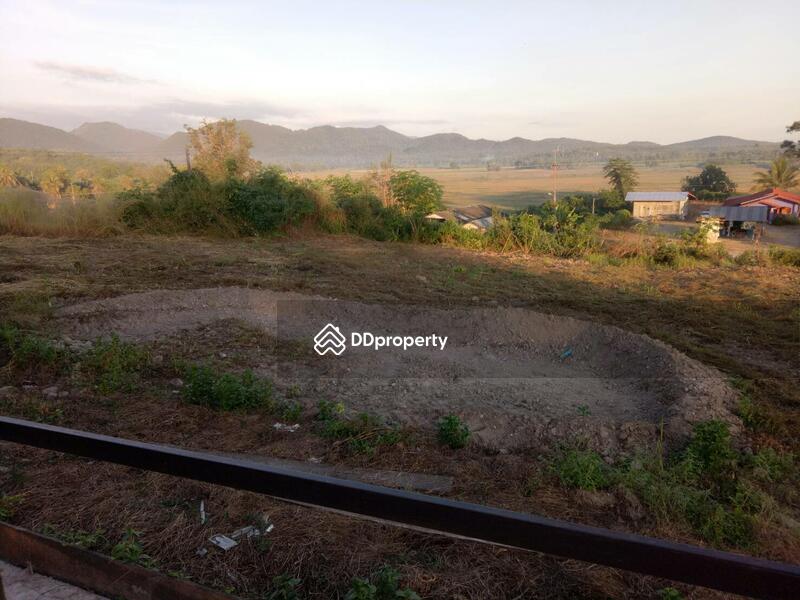 House on 7 rais for sale only 2 million baht, Kamphaeng Phet, สายเอเซีย, Khlong Lan Phatthana, Klong Lan, Kamphaeng Phet, 2 Bedrooms, 200 sqm, Single Detached House For Sale, by Ratana Chatthinawat, 3892523 - DDproperty.com