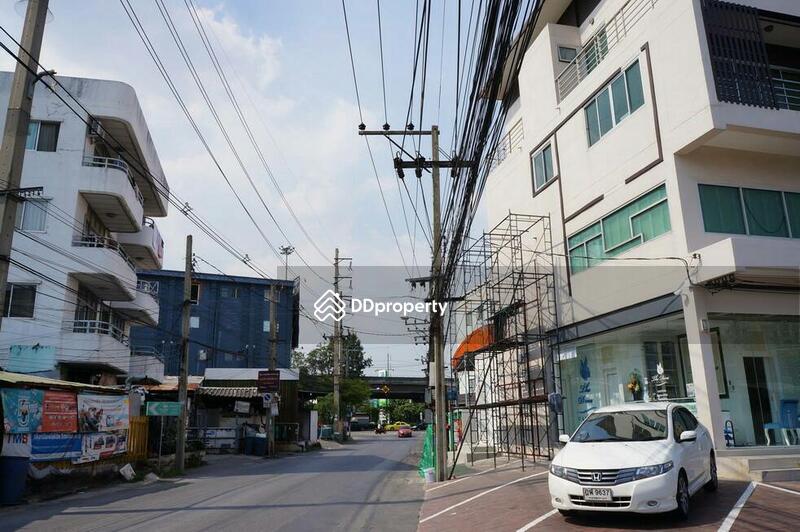 ให้เช่า - ตึกแถวเหมาะกับทำคลีนิค, กรุงเทพ