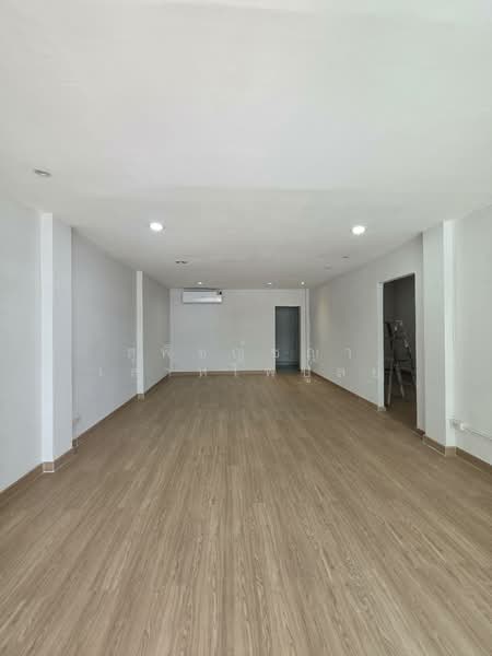 ARPAKON BUILDING, Bangkok, 433 Lat Phrao 130 Alley, Land 1, Khlong Chan, Bang Kapi, Bangkok, , 35 sqm, Office Space For Rent, by สุพิชญ์ชญา เลาหไพบูลย์, 3978305 - A2-3 - DDproperty.com
