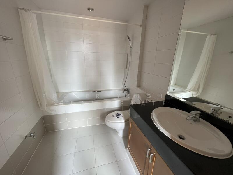 For Rent - Queen’s Park View, Bangkok