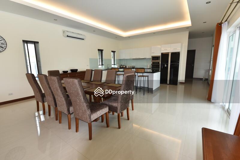 Dining area next to kitchen