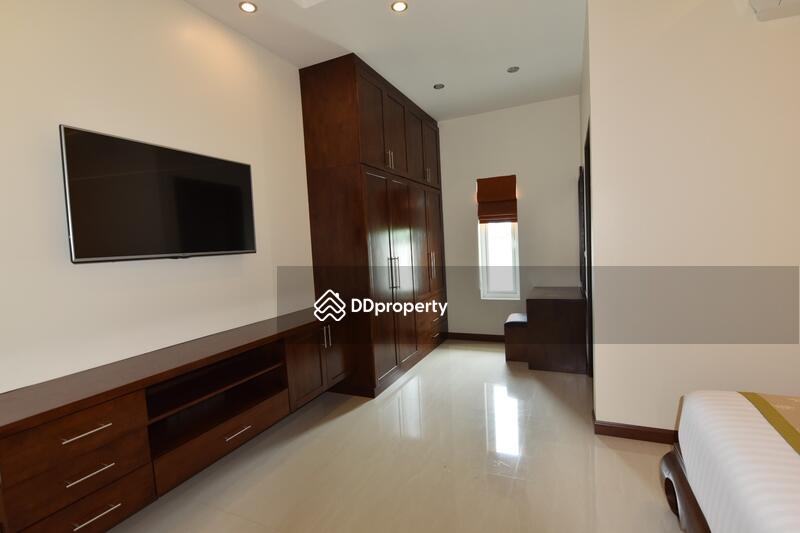 Plenty of wardrobes and cabinets