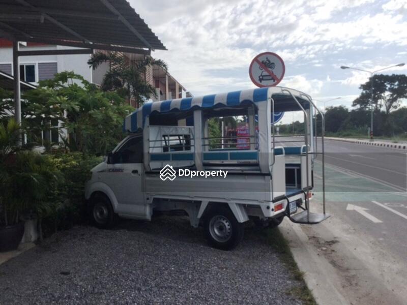 Tuktuk transport nearby