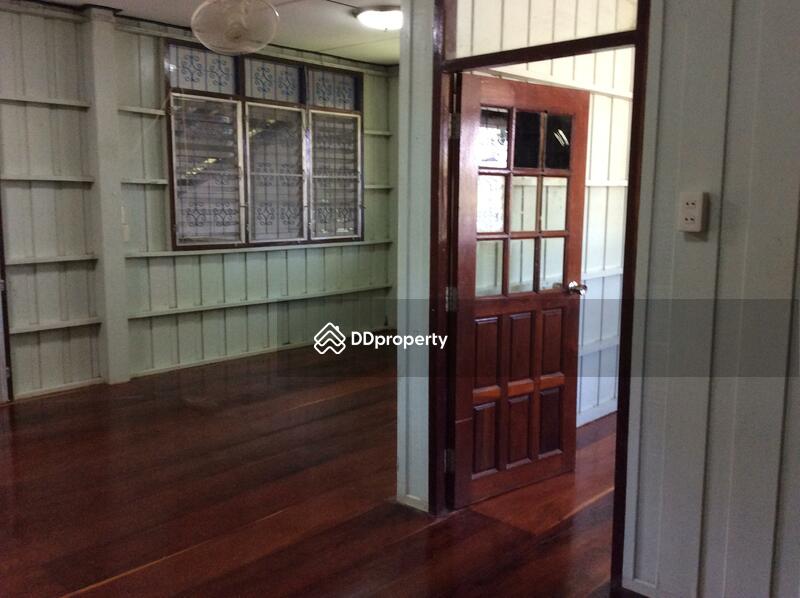 บ้านกลางสระ, เพชรบุรี, 97 Unnamed Road, ช่องสะแก, เมืองเพชรบุรี, เพชรบุรี, 200 ตร.ม., บ้านเดี่ยว ให้เช่า, โดย Khun Narisa Sansawad, 4110737 - DDproperty.com
