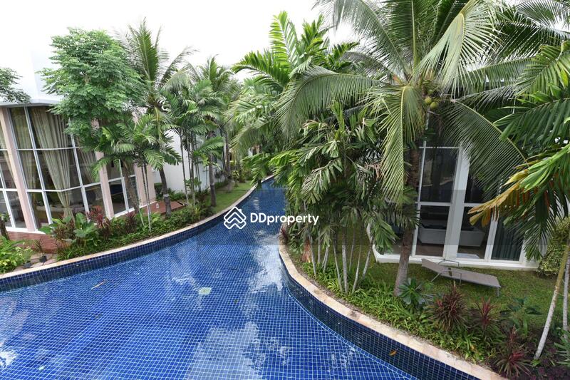 Lagoon views from balcony