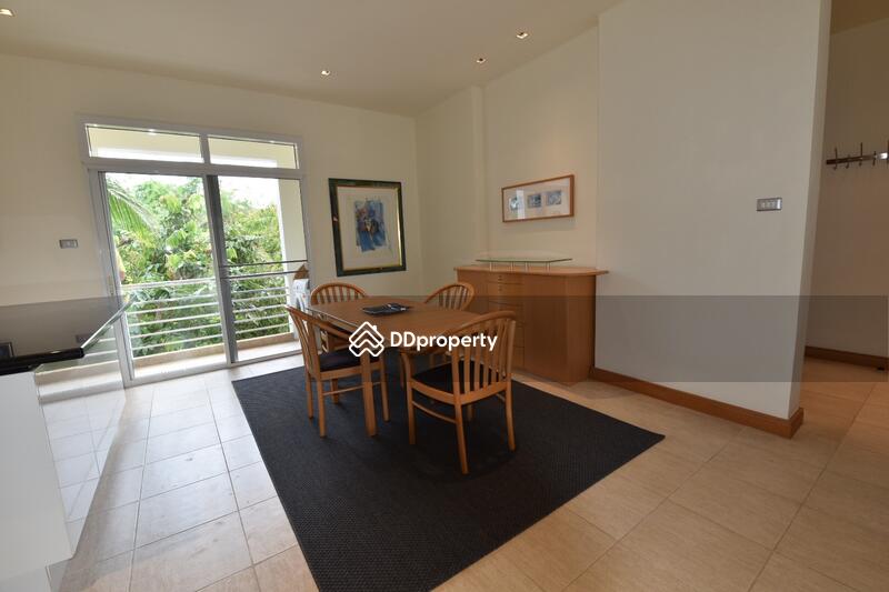 Dining area next to kitchen