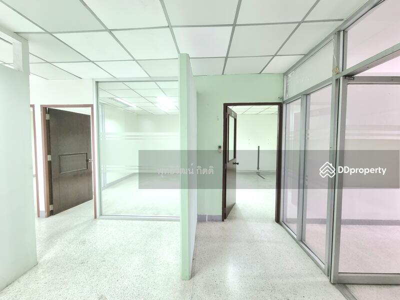 สำนักงานให้เช่า รามคำแหง148 ติดถนน 90ตรม 20000 บาท พร้อมเช่า เหมาะสำหรับ สำนักงานบัญชี, ศูนย์ไอที, กรุงเทพ, 108 รามคำแหง, สะพานสูง, สะพานสูง, กรุงเทพ, 90 ตร.ม., สำนักงาน ให้เช่า, โดย พุทธิวัฒน์ กิตติ, 4394621 - ผูเ้ช่าสามารถตกแต่งเปลี่ยนแปลงห้องได้ - DDproperty.com