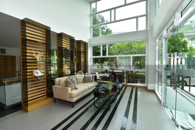 Amari Residence lobby