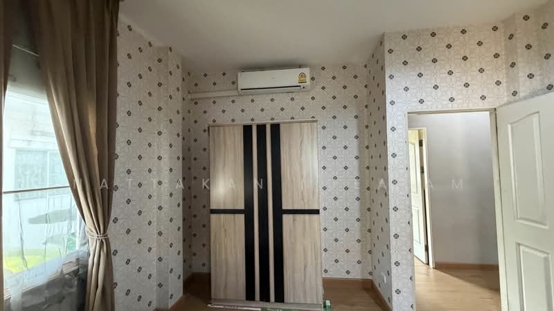 ม.ลลิลแลนซีโอ ติดถนนเลียบคลองสอง 3 นอน พร้อมเข้าอยู่ ใกล้แฟชั่น, กรุงเทพ, 50 เลียบคลองสอง, บางชัน, คลองสามวา, กรุงเทพ, 112 ตร.ม., บ้านเดี่ยว ให้เช่า, โดย Nattakan nueaiam, 4436225 - DDproperty.com