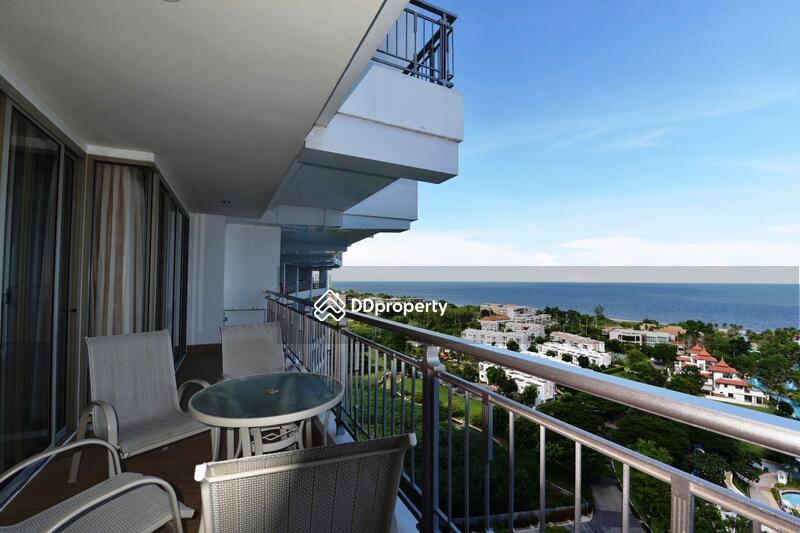 Beachfront Condo in Hua Hin with Stunning Ocean View, Prachuap Khiri Khan, Phetkasem Rd., Hua Hin, Hua Hin, Prachuap Khiri Khan, 2 Bedrooms, 130 sqm, Condo For Rent, by Orachorn Khamluan, 4485317 - Large balcony traversing apartment - DDproperty.com