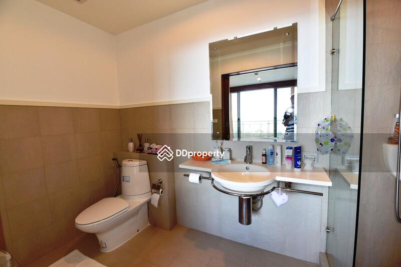 Beachfront Condo in Hua Hin with Stunning Ocean View, ประจวบคีรีขันธ์, Phetkasem Rd., หัวหิน, หัวหิน, ประจวบคีรีขันธ์, 130 ตร.ม., คอนโด ให้เช่า, โดย Orachorn Khamluan, 4485317 - Ensuite master bathroom - DDproperty.com