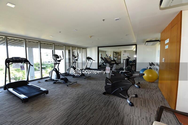 Beachfront Condo in Hua Hin with Stunning Ocean View, Prachuap Khiri Khan, Phetkasem Rd., Hua Hin, Hua Hin, Prachuap Khiri Khan, 2 Bedrooms, 130 sqm, Condo For Rent, by Orachorn Khamluan, 4485317 - Well-equipped fitness center - DDproperty.com