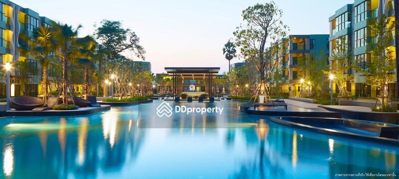 Lumpini Park Beach Condominium